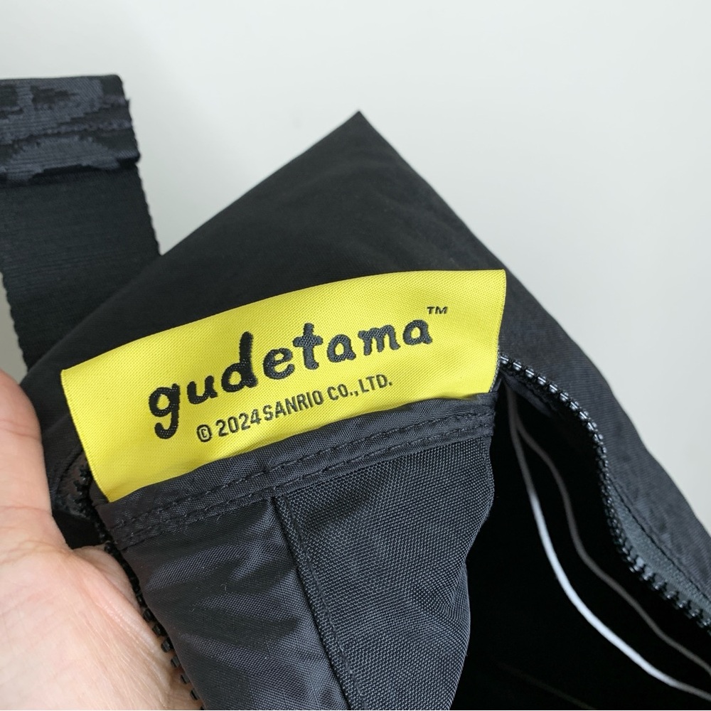 NEW BAGGU x Gudetama Medium Nylon Crescent Bag Embroidered Black Crossbody - Picture 9 of 12